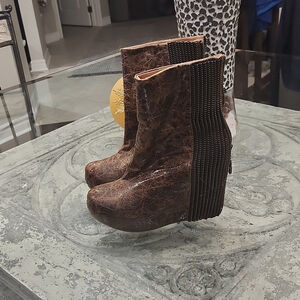 Jefferey Campbell Ibiza Crinkled Leather Back Zip Wedge Boots Size 6